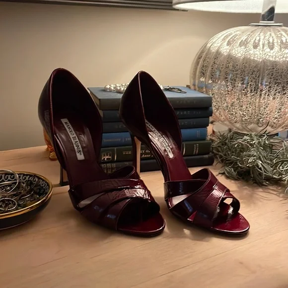 Red Manolo Blahnik Heels! - Picture 1 of 5